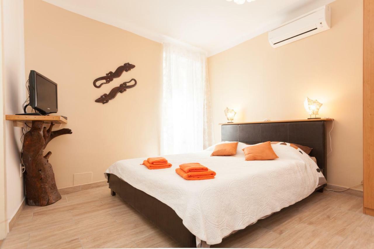 Nice Apartment In The City Center 罗维尼 外观 照片